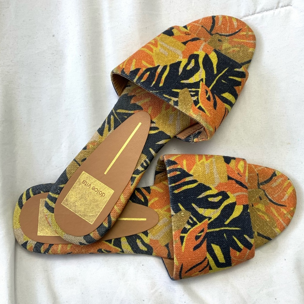 Slip on sandals ✨ - Picture 3 of 6